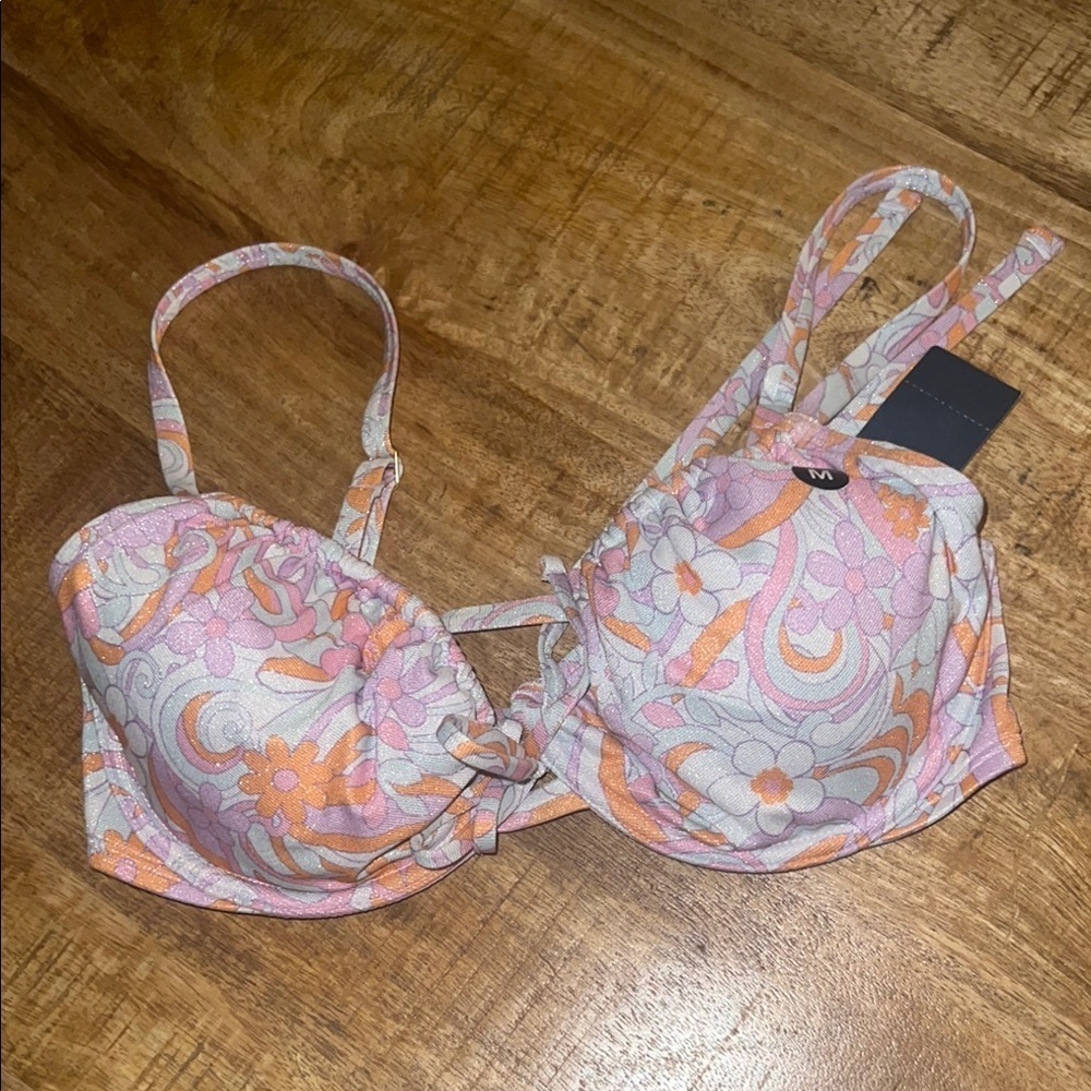 Hollister Pink and Orange Underwire Bra with Adjustable Straps